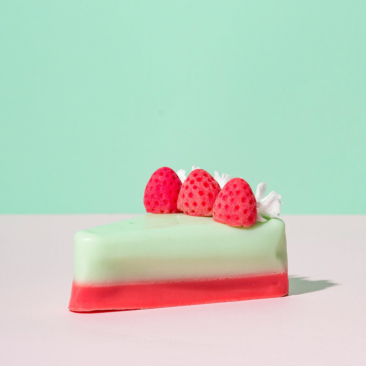 Baveal – Cake Art Çilekli Pasta Tasarımlı Nemlendiricili El ve Vucüt Sabunu-0